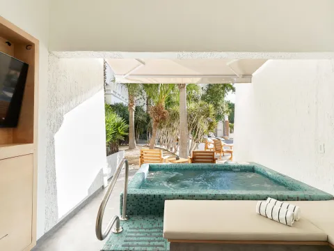 Bahia Hotel & Beach House