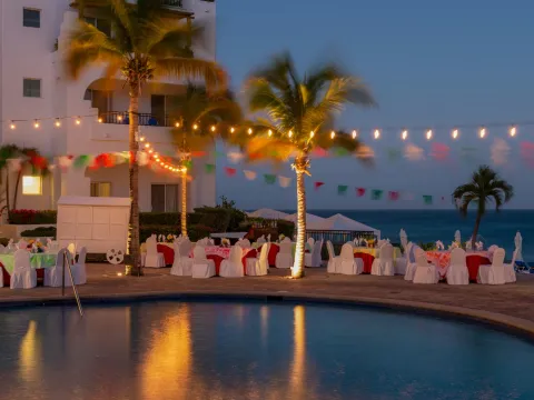 Pueblo Bonito Los Cabos Blanco Beach Resort - All Inclusive